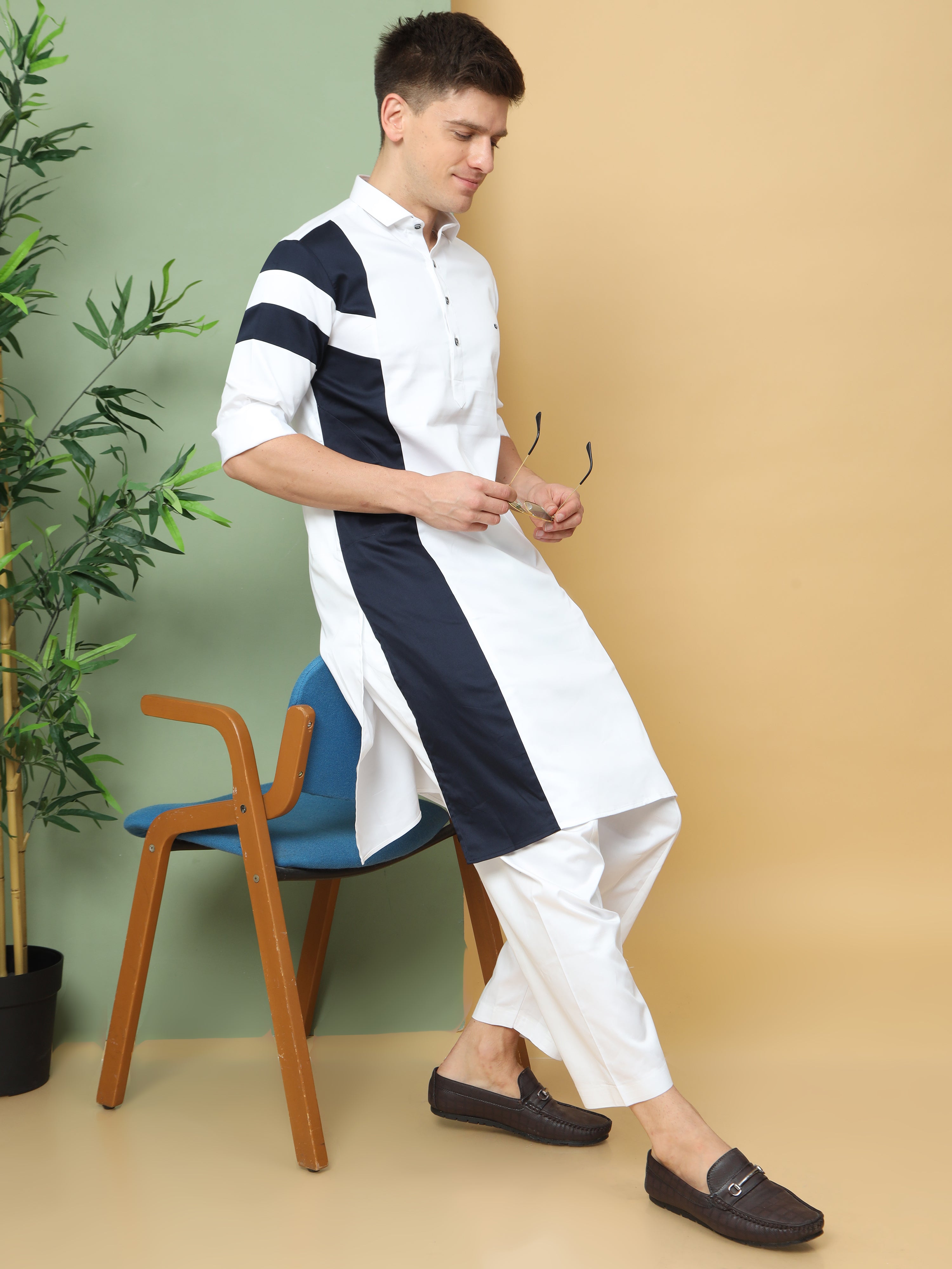 WHITE ASYMMETRIC PRINTED PATHANI KURTA SET Aswan